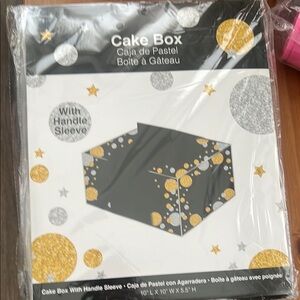 12 Cake Box with Handle Sleeve - Gray and Gold